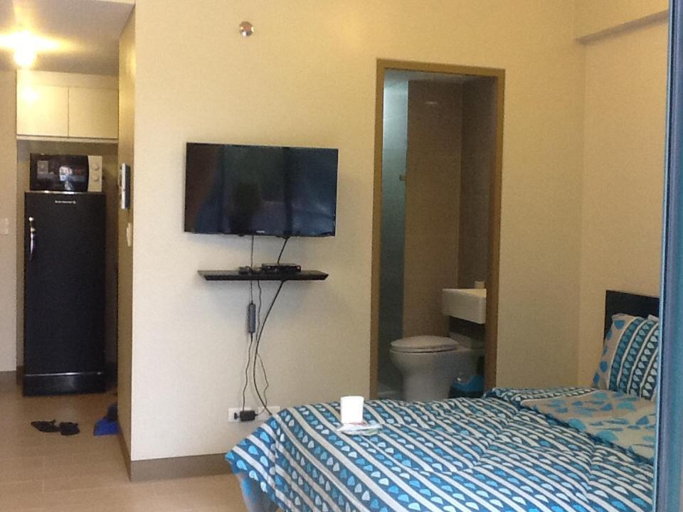 Palm Tree Genlex Condo Manila Exterior photo